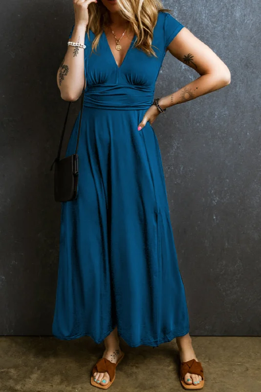 Sheath Women Dress with a Tailored Fit for a Professional Look Sheath Women Dress with a Tailored Fit for a Professional Look Peacock Blue Short Sleeve Shirred High Waist V Neck Maxi Dress