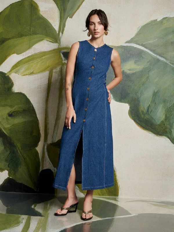Ball Gown Women Dress with a Full Skirt for a Princess - like Look Ball Gown Women Dress with a Full Skirt for a Princess - like Look <b> Ghospell </b> Teo Denim Midi Dress